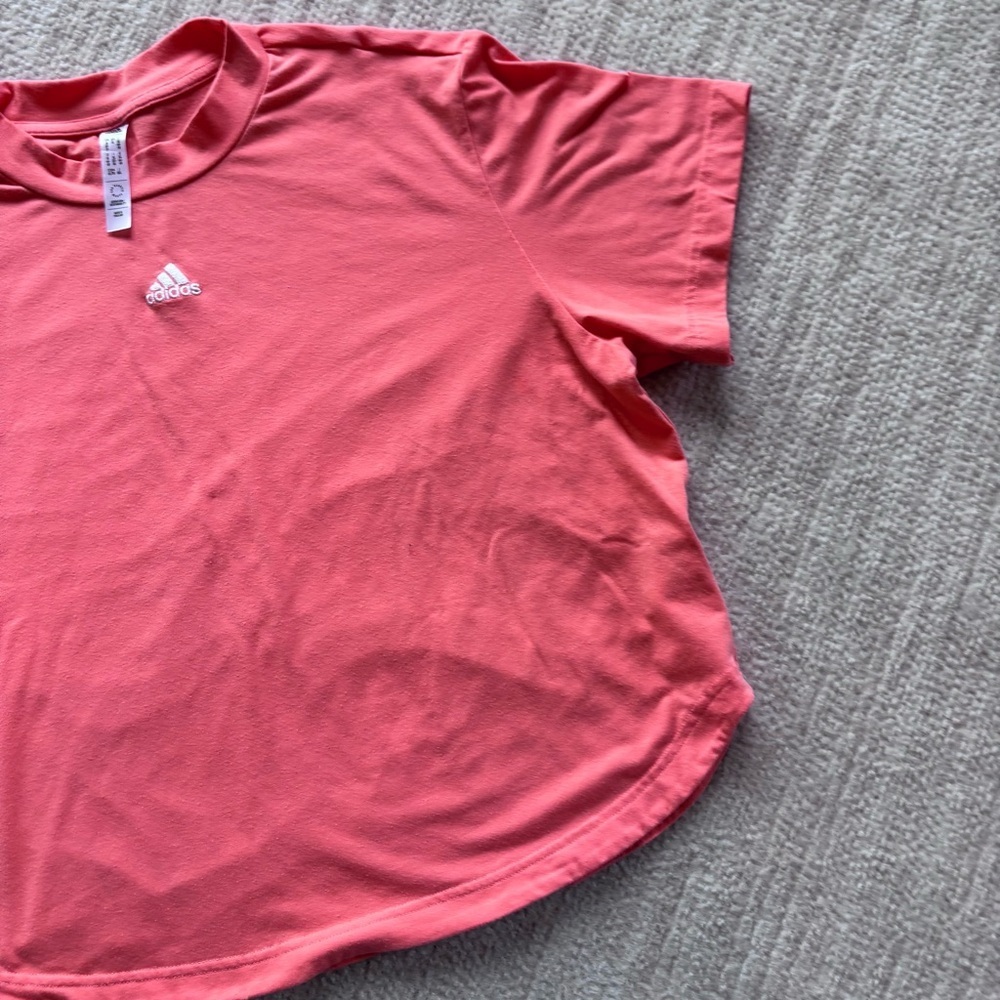 adidas Coral-Pink Short Sleeve Cropped Tee with Chest Logo XL - Picture 5 of 8